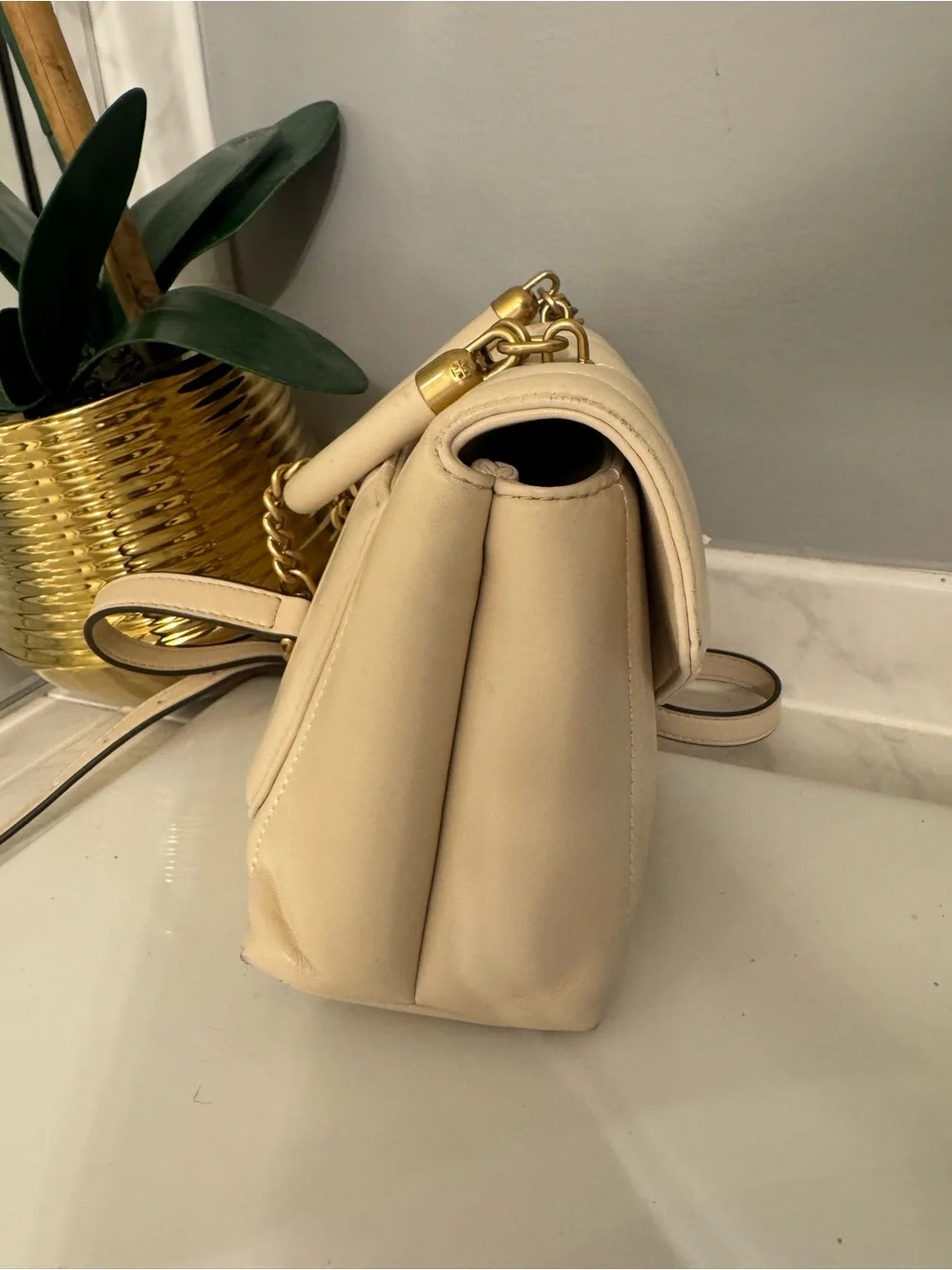 Tory Burch Cream Quilted Leather Crossbody/Satchel with Gold Logo